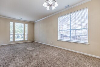 630 Hookberry Trail in San Antonio, TX - Building Photo - Building Photo