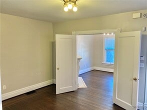 62 Trinity Pl in Buffalo, NY - Building Photo - Building Photo