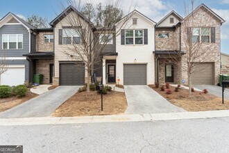 3132 Meadowstone Ln SW in Atlanta, GA - Building Photo - Building Photo