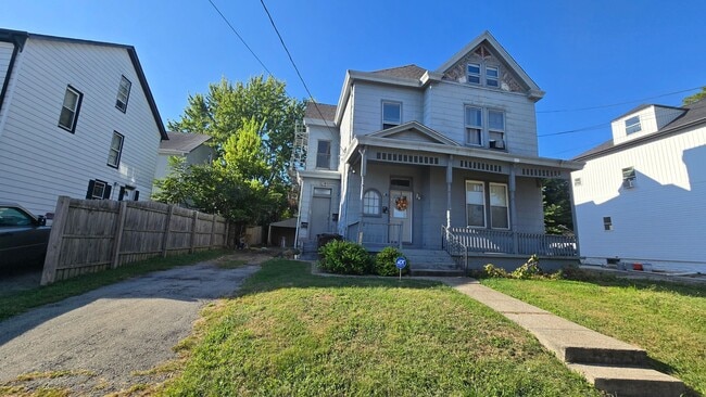 2047 Lawrence Ave in Cincinnati, OH - Building Photo - Building Photo