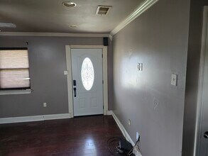 20 Woodchase Ct in Violet, LA - Foto de edificio - Building Photo