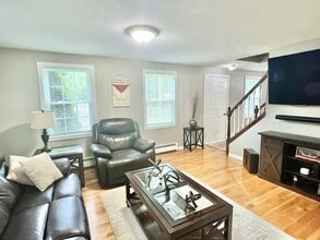 101 Hilltop Dr in Southbridge, MA - Building Photo - Building Photo