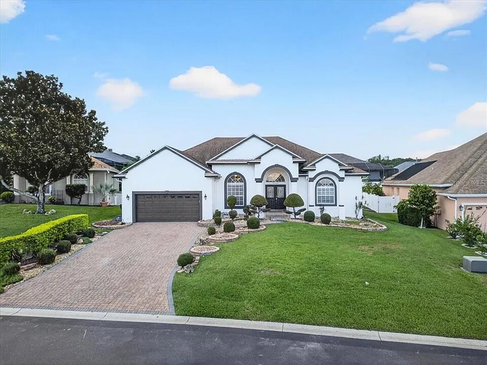 5527 Vintage View Blvd in Lakeland, FL - Building Photo