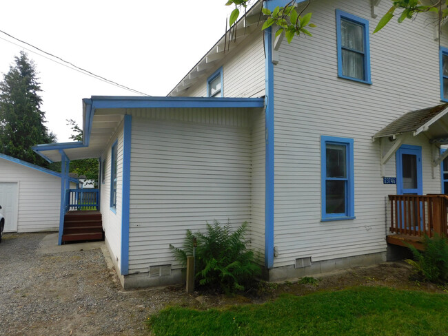 23746 Old Day Creek Rd in Sedro Woolley, WA - Building Photo - Building Photo