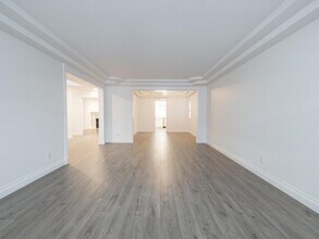 12572-12518 18 Ave in Surrey, BC - Building Photo - Building Photo