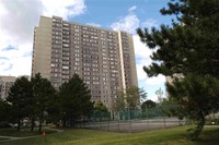 Riverview Place Apartments in Ottawa, ON - Building Photo - Building Photo