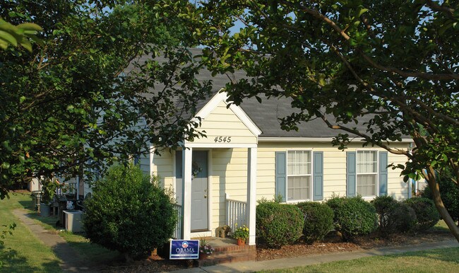 4545 Hargrove Rd in Raleigh, NC - Building Photo - Building Photo