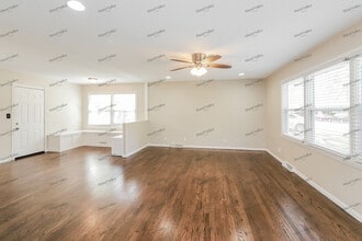 712 SW 7 St in Lee's Summit, MO - Building Photo - Building Photo