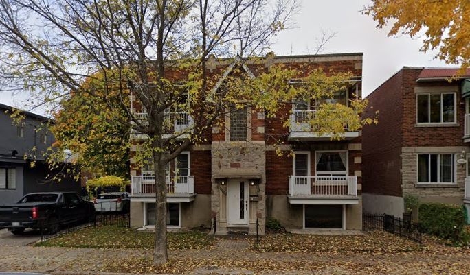 9975 Saint-Hubert in Montréal, QC - Building Photo