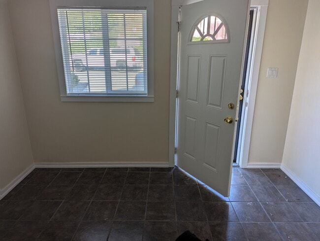 481 Cedar St in Ventura, CA - Building Photo - Building Photo