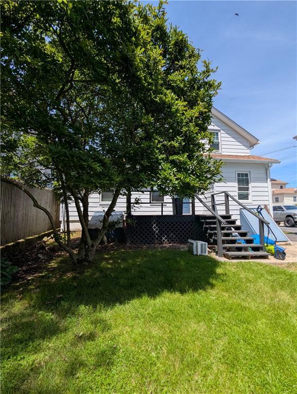 10 Fiume St in West Warwick, RI - Building Photo - Building Photo