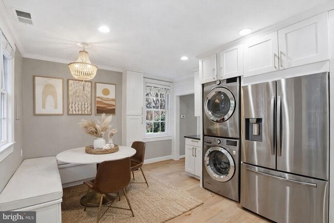 1300 S Cleveland St in Arlington, VA - Building Photo - Building Photo