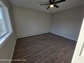 804 W Locust St in Scranton, PA - Building Photo - Building Photo