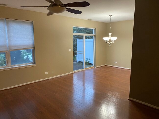 496 Majestic Ln in Oswego, IL - Building Photo - Building Photo