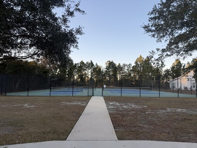 210 Bottlebrush Walk in Brunswick, GA - Building Photo - Building Photo