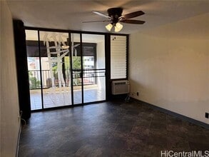 3138 Waialae Ave in Honolulu, HI - Building Photo - Building Photo