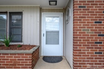 426 Elizabeth Ave in Franklin Township, NJ - Building Photo - Building Photo