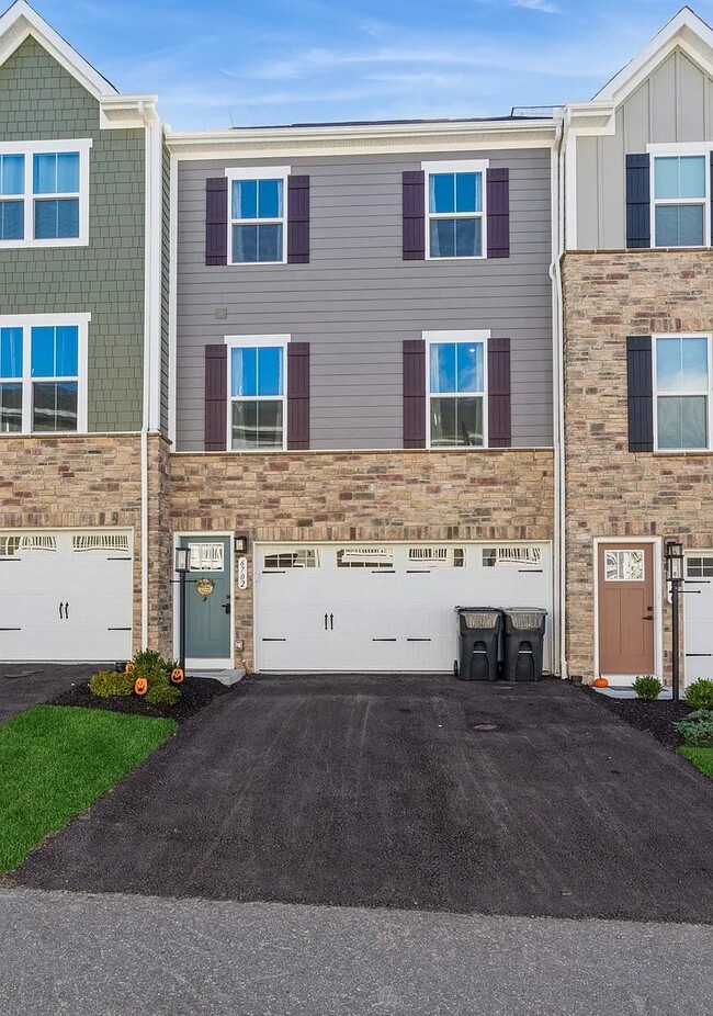 6702 Sycamore Way in Gibsonia, PA - Building Photo - Building Photo