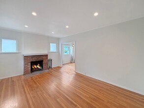 2525 Myrtle Ave in San Diego, CA - Building Photo - Building Photo