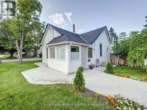 37 John St in Orangeville, ON - Building Photo - Building Photo