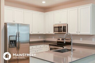 7415 Palm Hills Dr in Jacksonville, FL - Building Photo - Building Photo