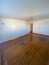 5721 N 90th St in Milwaukee, WI - Building Photo - Building Photo