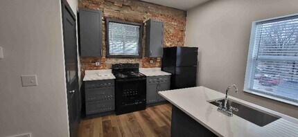 35 W High St-Unit -unit #4 in Mooresville, IN - Building Photo - Building Photo