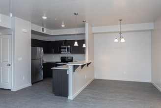 Quail Point Apartments in Nampa, ID - Building Photo - Interior Photo