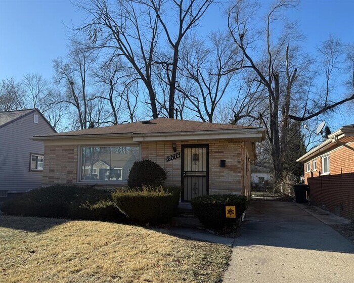 19775 Burgess in Detroit, MI - Building Photo