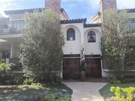 1209 S Catalina Ave in Redondo Beach, CA - Building Photo