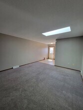 1026 Castlewood Dr in Brookings, SD - Building Photo - Building Photo