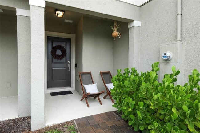 2326 Carrabelle Wy in Sanford, FL - Foto de edificio - Building Photo