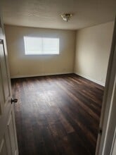 1955 Camelot St in Orange, TX - Building Photo - Building Photo