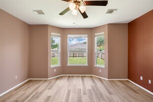 9223 Carlin Bend Ln in Houston, TX - Building Photo
