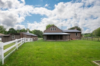 86 S Rd in Somers, CT - Building Photo - Building Photo