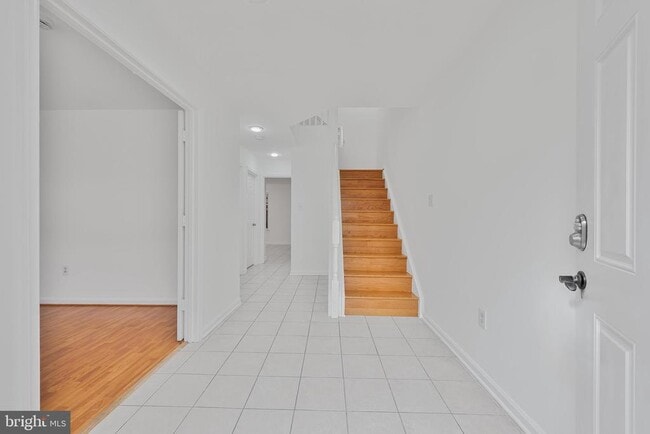 22918 Regent Terrace in Sterling, VA - Building Photo - Building Photo