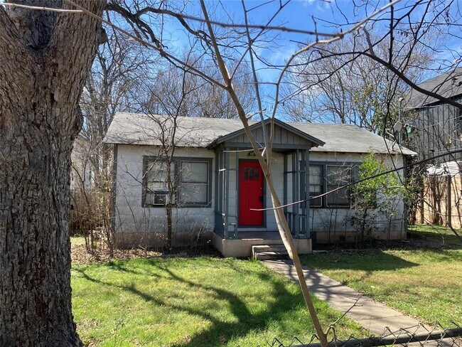 611 Clifford Dr in Austin, TX - Building Photo - Building Photo