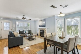 1002 Defoors Landing NW in Atlanta, GA - Building Photo - Building Photo