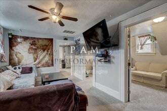 3727 E Squire Ave in Cudahy, WI - Building Photo - Building Photo