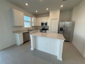 5981 Zen Wy in Clermont, FL - Building Photo - Building Photo