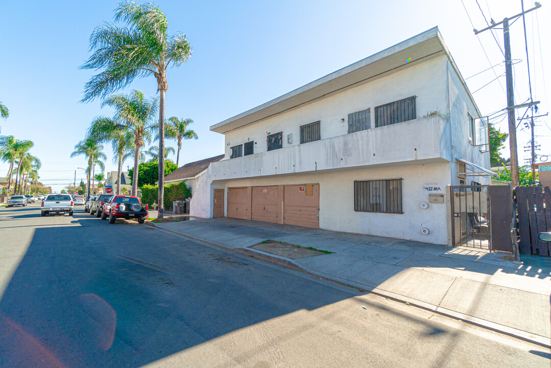 1635 Linden Ave in Long Beach, CA - Building Photo