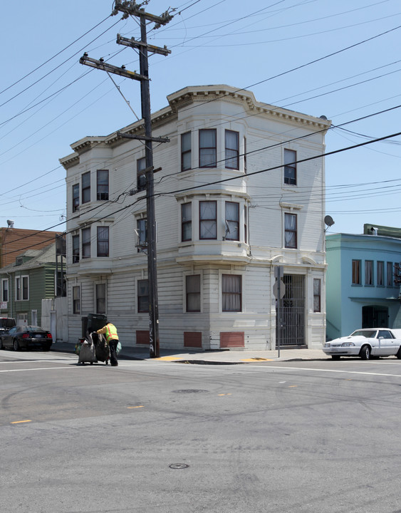 3001 Harrison St in San Francisco, CA - Building Photo