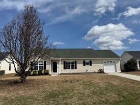 7108 Thurgood Rd in Wilmington, NC - Building Photo