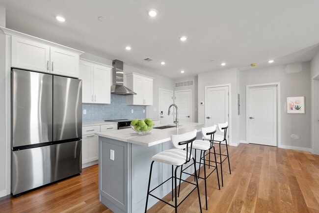 267 Old Colony Ave in Boston, MA - Building Photo - Building Photo