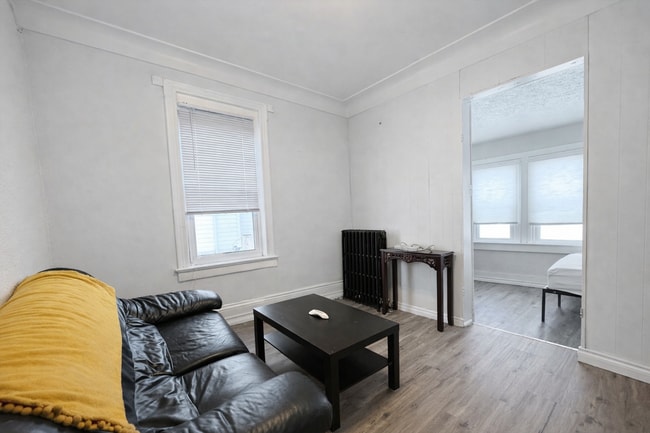 149 Burgar St in Welland, ON - Building Photo - Building Photo