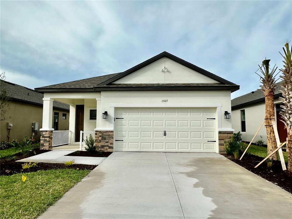 15109 Shady Palms Ln in Nokomis, FL - Building Photo