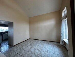 800 Halter Dr SW in Albuquerque, NM - Building Photo - Building Photo