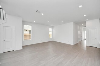6307 SERENITY TERRACE Dr in Park Row, TX - Building Photo - Building Photo