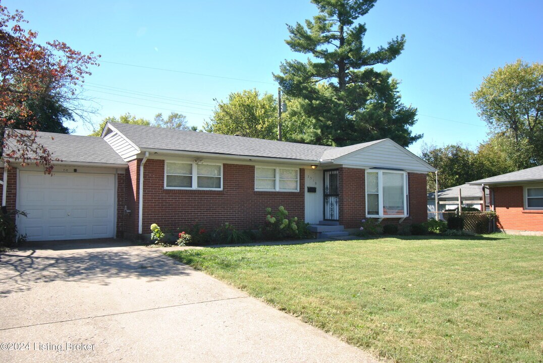 3510 Autumn Way in Louisville, KY - Building Photo