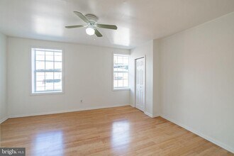 622 S 12th St in Philadelphia, PA - Building Photo - Building Photo